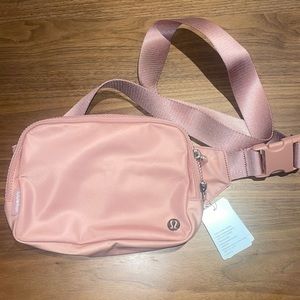 Everywhere Belt Bag Large 2L